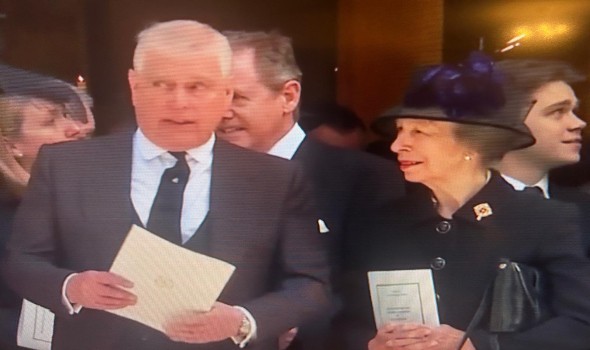   مصر اليوم - ملفات إبستين الجديدة تكشف شبكة علاقات واسعة مع سياسيين ورجال أعمال وتثير جدلاً متجدداً