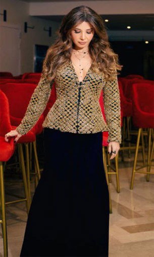   مصر اليوم - أجمل فساتين السهرة مع بداية فبراير من وحي إطلالات نجمات لبنان