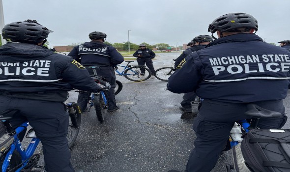   مصر اليوم - بعد مقتل افراد من أسرته في جنوب لبنان  لبناني يهاجم كنيس يهودي في ميتشيغن