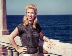   مصر اليوم - الداخلية المصرية تنهي أزمة إنسانية لابنة شقيقة الفنانة صباح بعد رسالة مؤثرة