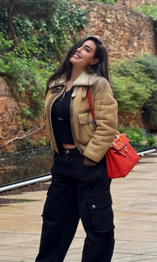   مصر اليوم - ياسمين صبري تتألق بإطلالات كاجوال ورياضية أنيقة