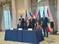   مصر اليوم - لبنان وإسرائيل والولايات المتحدة توقّع «إطارًا ثلاثيًا» لخفض التوتر وفتح مسار نحو الاستقرار في المنطقة
