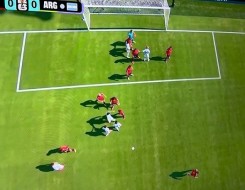 مصر اليوم - مدافع الأرجنتين روميرو يتجنب مصافحة ترامب خلال نهائي كأس العالم