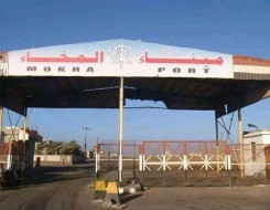 مصر اليوم - القوات اليمنية تتوعد الحوثيين برد رادع بعد استهداف ميناء المخا بستة صواريخ باليستية