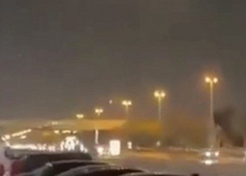 مصر اليوم - الحوثيون يعلنون استهداف مواقع سعودية بصواريخ باليستية والدفاع المدني يؤكد وقوع إصابات