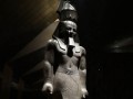   مصر اليوم - العثور على تماثيل ملكية ضخمة لرمسيس الثاني وكتل جرانيتية تحمل ألقابه الملكية